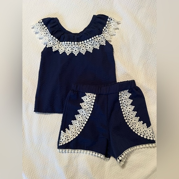 Rare Editions Other - Seersucker navy and white lace summer set